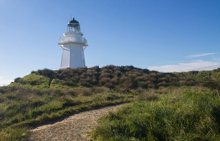 Waipapa Point Lighthouse walk, the Catlins, New Zealand