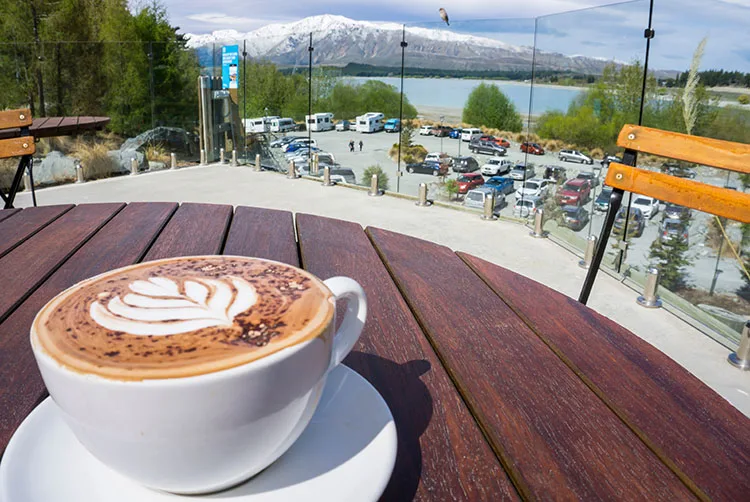 A scenic cafe in Lake Tekapo, New Zealand