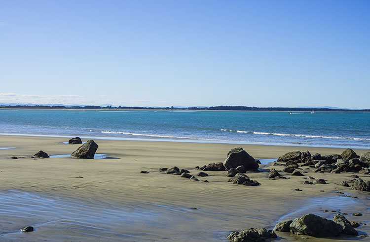 Beach in Riverton, Southland, New Zealand